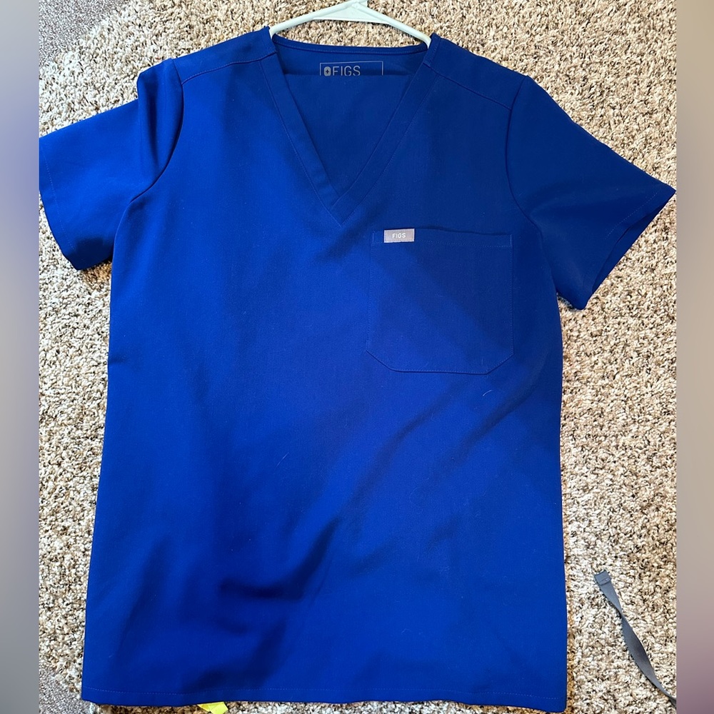 Catarina One-Pocket Scrub Top